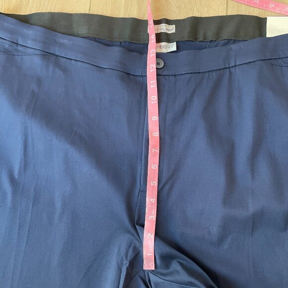 NEW $59 Catherines Womens Plus 30W Universal Capri Navy Pants - Picture 7 of 10